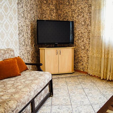 Hotel Rade 1 Vratsa エクステリア 写真