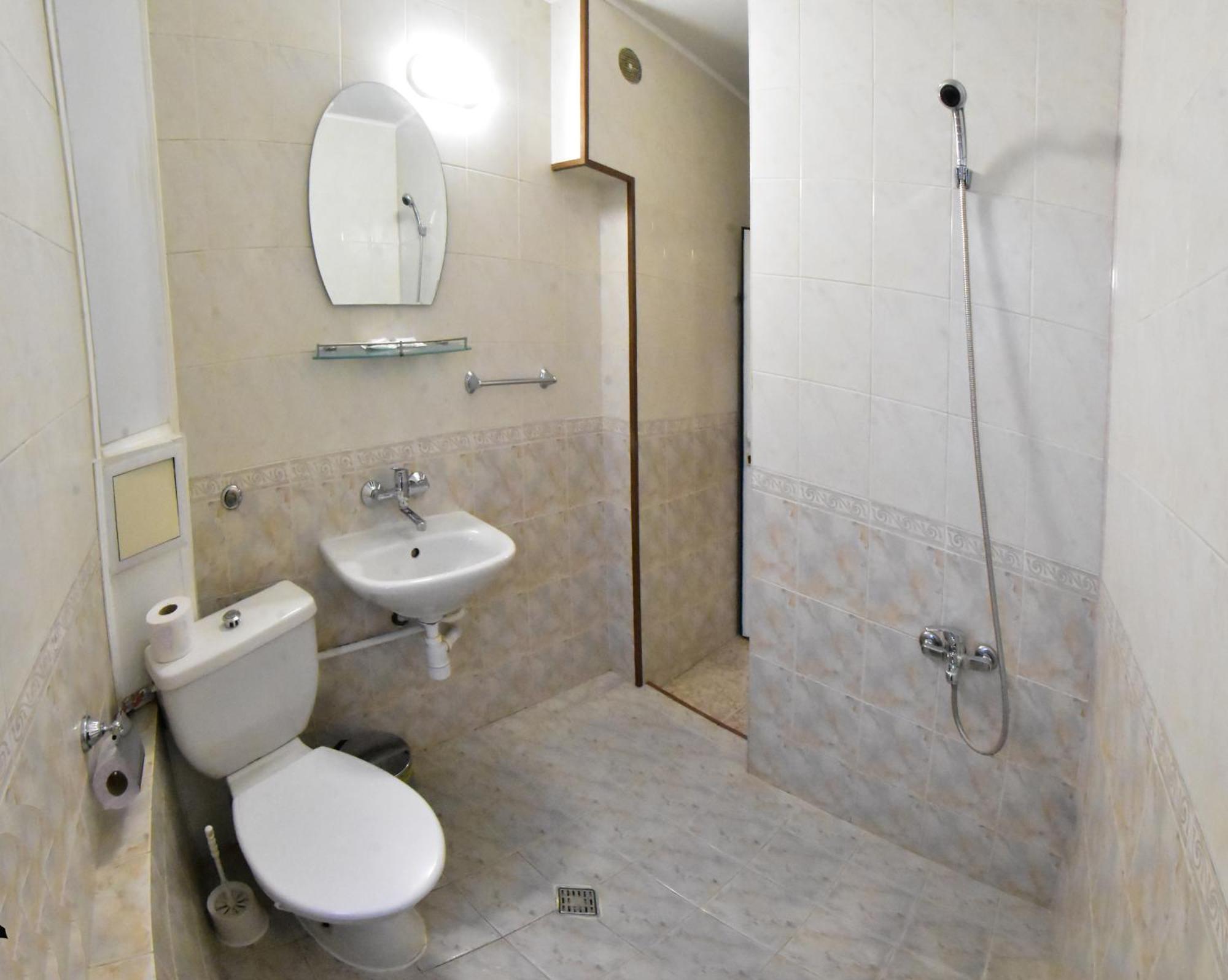 Hotel Rade 1 Vratsa エクステリア 写真