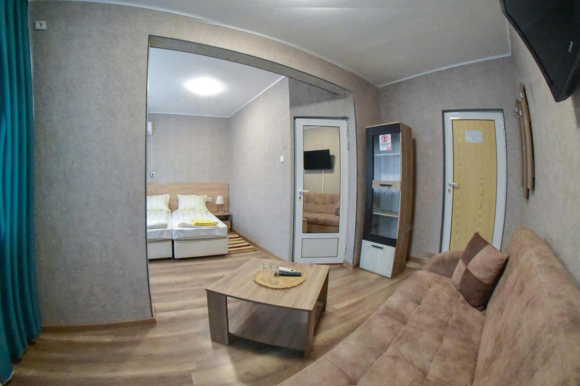 Hotel Rade 1 Vratsa エクステリア 写真
