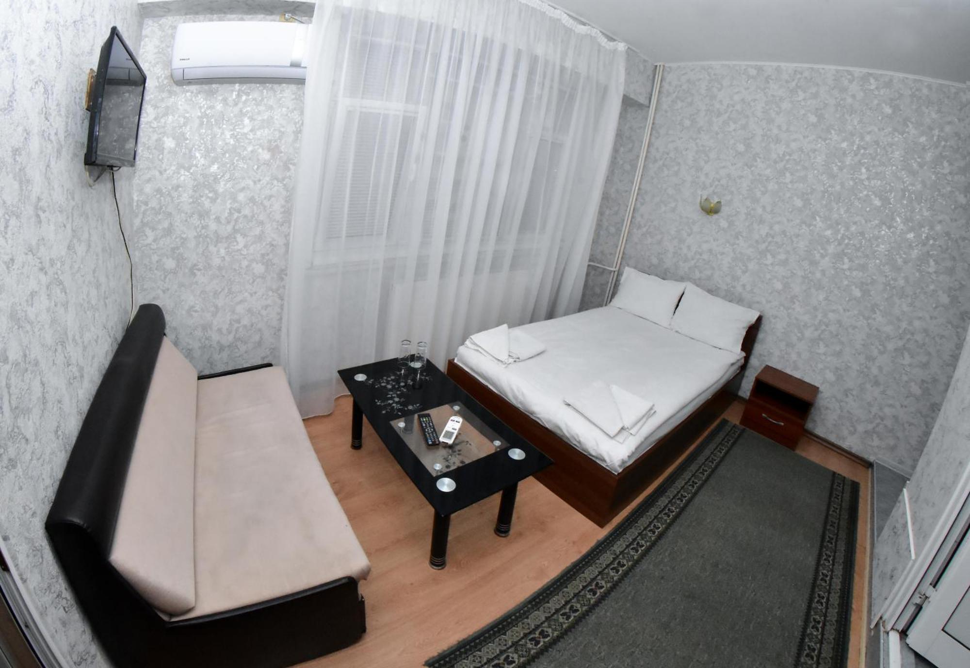 Hotel Rade 1 Vratsa エクステリア 写真