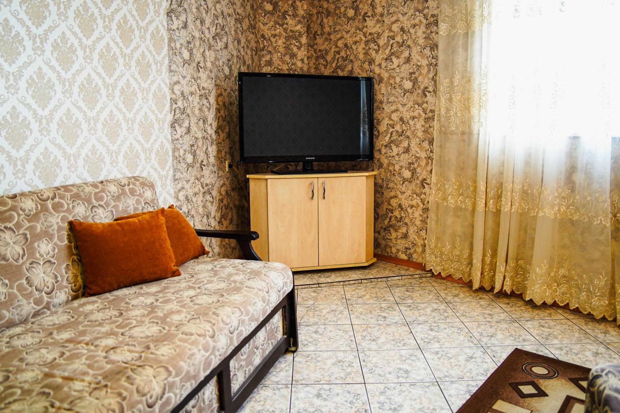 Hotel Rade 1 Vratsa エクステリア 写真