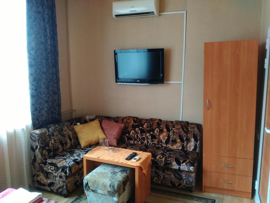 Hotel Rade 1 Vratsa エクステリア 写真