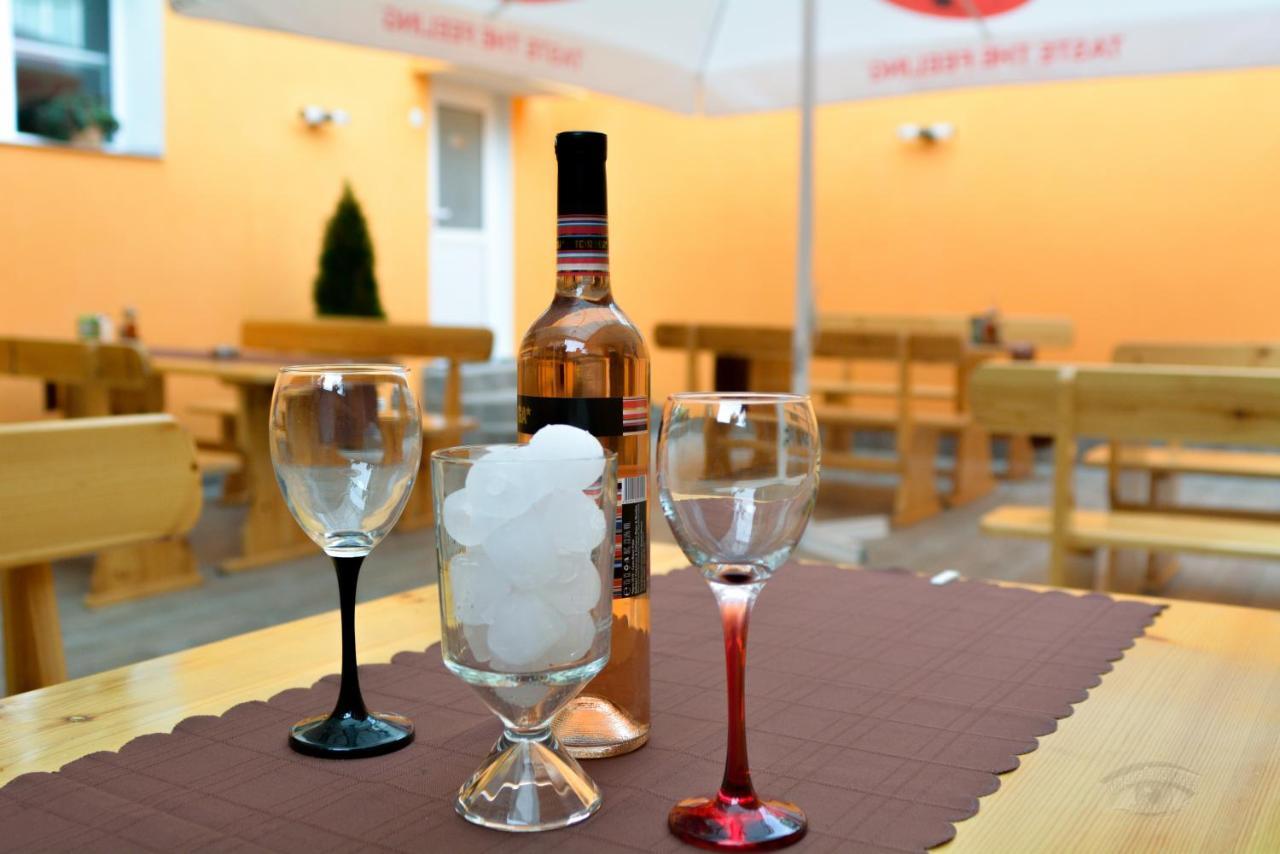 Hotel Rade 1 Vratsa エクステリア 写真